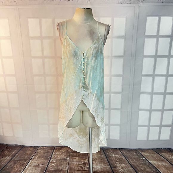 Gypsy05 NWT button front longer in back flowy tie dye  tank size small - Picture 1 of 8